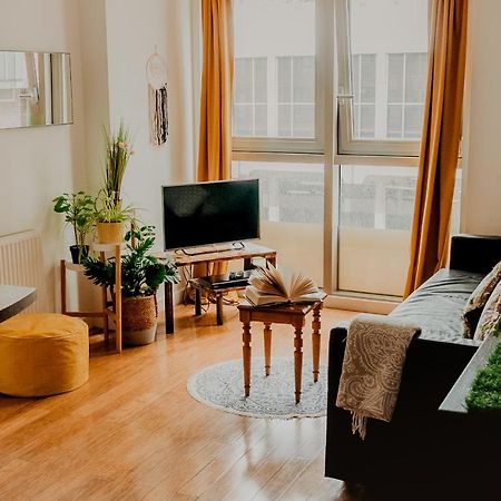 Lovely Bohemian Apartment In Heart Of City Life Glasgow Eksteriør bilde